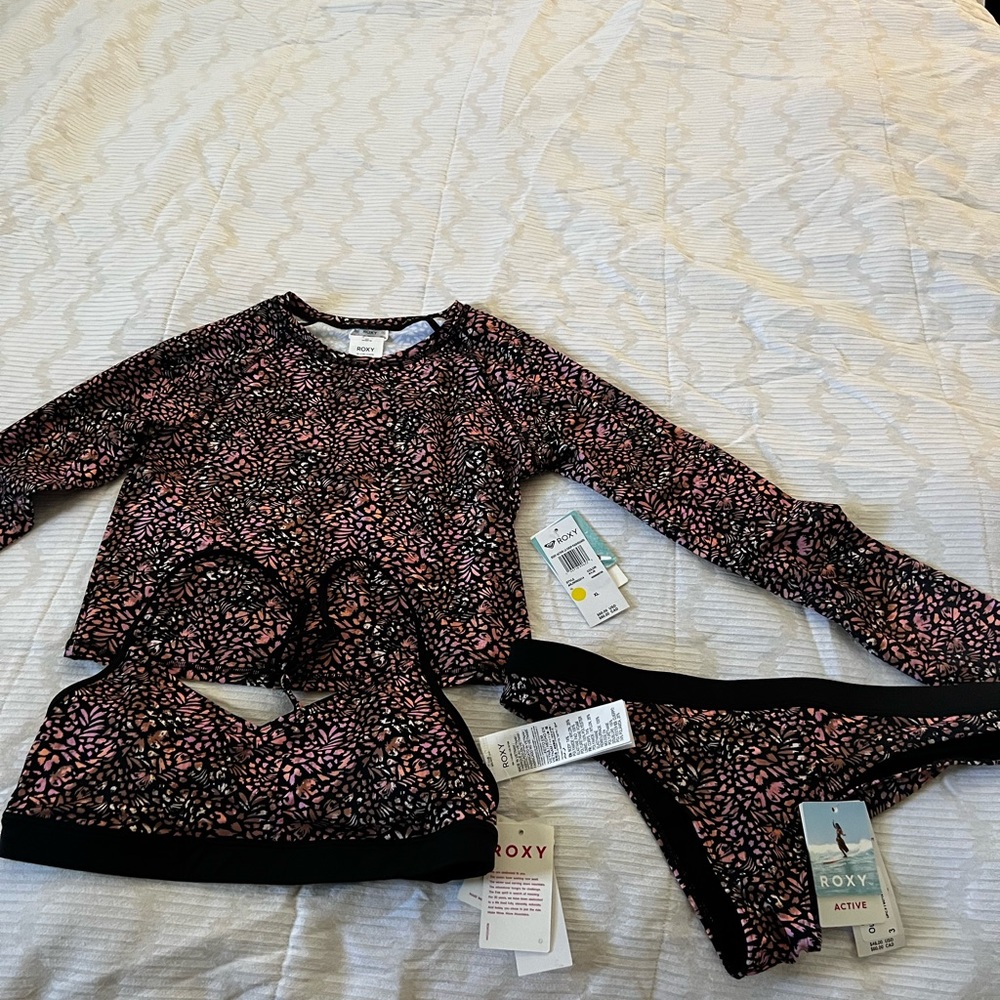 NWT ROXY bikini and rash guard